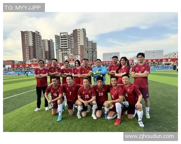 昔日绿茵场上的足球巨星们退役后的生活与新篇章